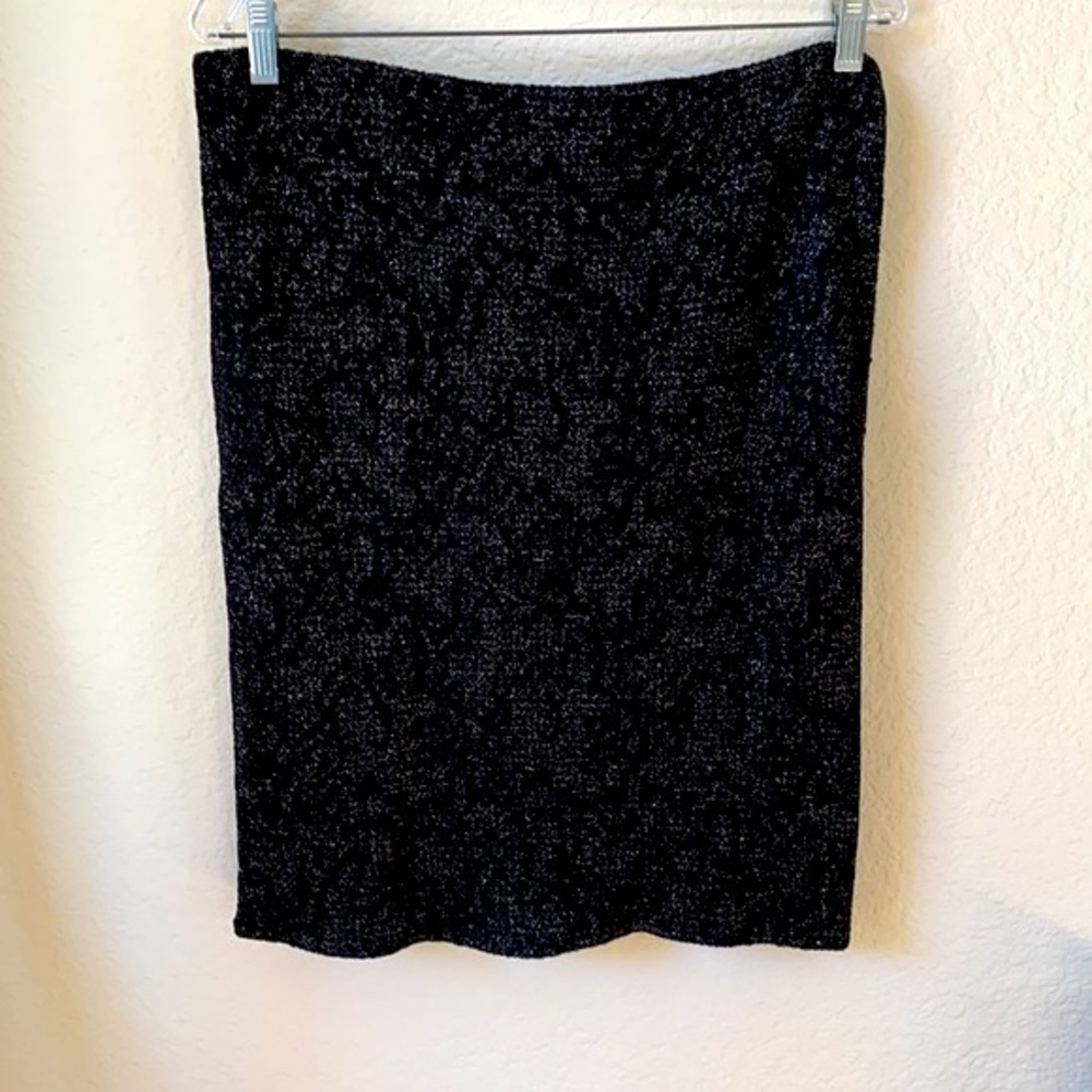 St. John Knits Skirt Silver & Black Metallic Caviar Size 12 EUC